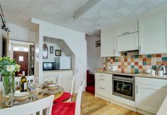 Others 5 Nice Holiday Home in the Beautiful, Hilly Looe, Near the Sandy Beach