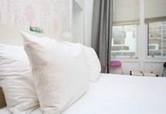 Others 6 A Stunning Grand Apt near the Royal Botanic Garden