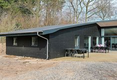 Others 4 Cozy Holiday Home in Hadsund With Private Whirlpool
