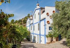 Others 4 Comfortable Mansion in Rute With Jacuzzi