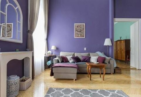 Lain-lain Luxury & Spacious Eclectic Style Apartment