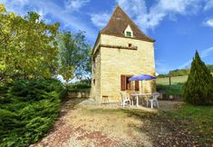 Others 4 Romantic Holiday Home in Dégagnac With Large Garden in Historical Surroundings