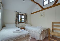 Others 7 Lovely Holiday Home With Many Wooden Details in Nice Location