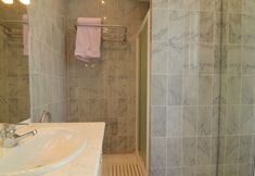 Others 6 Mansion With all Modern Comforts, Swimming Pool, Large Garden and Stunning Views