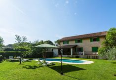 Others 7 Sleep in Former Train Station With Beautiful Pool and Enclosed Grass Garden