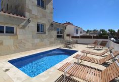 Others 3 Holiday Home With its own Mooring and Private Swimming Pool