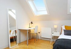 Others 4 Homely & Spacious 4-bedroom Apartment by the Meadows