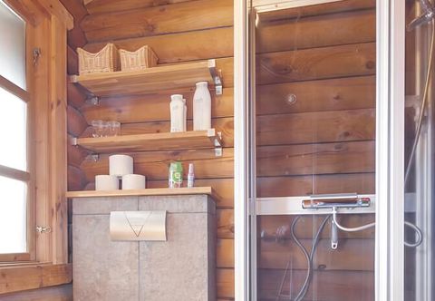 Others Log Cabin and Guest House