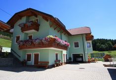 Others 5 Pleasing Apartment in Liebenfels With Swimming Pool
