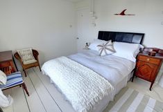 อื่นๆ 6 Spacious Home With sea Theme Directly Situated at the sea in Broadstairs