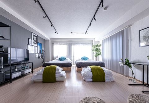 Others B5. Japanese Modern Design Flat  #Shinjuku