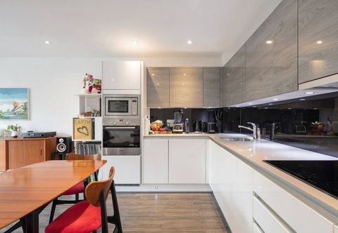 Others Stylish 2 Bedroom Apartment With Views of the River Lea