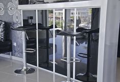 Lainnya 3 Ktima Reveli Black Suite2-4 Persons