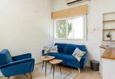 Others 7 The Gallery Room Friends & Family