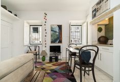 기타 2 Colourful Studio for 3 in the Heart of Bairro Alto