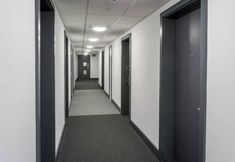 Others 7 Comfortable studio apartment in central Oldham