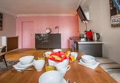 Others 5 Spacious and Charming 6p Flat à Madeleine