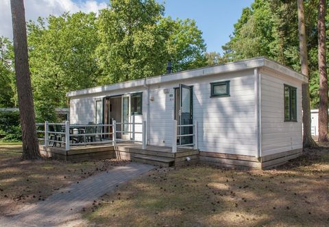 Others Ground Floor Chalet With Microwave in Natural Surroundings