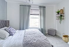 Others 2 Spring Halls Carlton & Co Apartments Free Parking 2