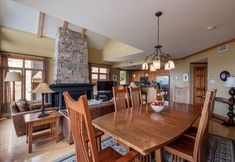 Others 4 Altitude by Tremblant Platinum