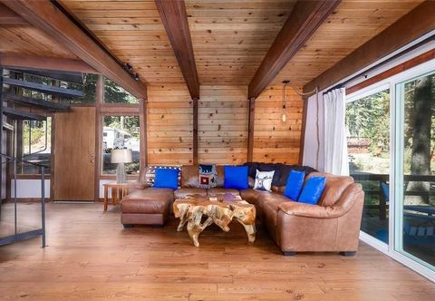 Others Private Beach Access, Renovated, Pet Friendly Cabin - "pine Cone Haven" #108