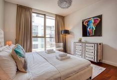 Others 4 Captivating Apt in City Walk Pool View!