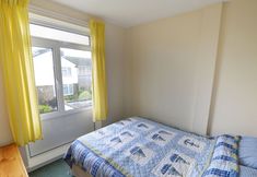 Others 2 Modish Holiday Home in Swanage With Garden