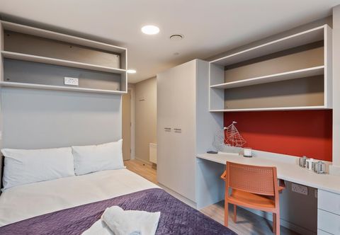 Others Fab 6BR Apt Perfect for Sightseeing Sleeps6