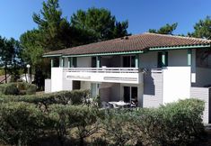 Lain-lain 3 Tranquil Apartment With a Garden, Just 350 m. From the Beach