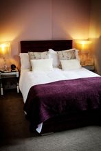 Lainnya 4 The Queens Arms