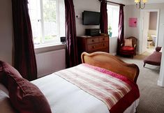 Lainnya 3 The Queens Arms