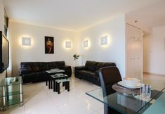 Others 5 Luxury Family Getaway in Ramat Aviv