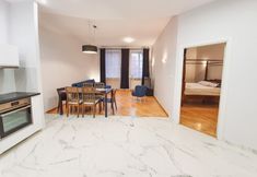 Others 3 Old Town Apartments