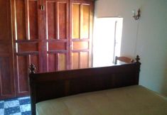 Others 3 House With 3 Bedrooms in Pietra-di-verde, With Wonderful sea View and Furnished Terrace - 15 km From the Beach