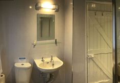 Others 2 Otterburn 1 in the Remote Scottish Highlands With Breathtaking Seaviews