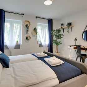 Dom & House - Apartments Helska Sopot1 , 飯店Sklep Charytatywny LukLuk