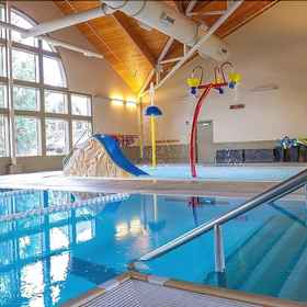 레드 힐 4 1, Big Leaf Lane 6 호텔