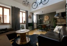 Others 6 Luxury Apartment by Hi5 - Gozsu Suite