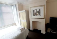 Others 5 Priestfield House