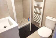 Others 7 Apartment With one Bedroom in Le Barcarès, With Wonderful sea View and Pool Access - 3 km From the Beach