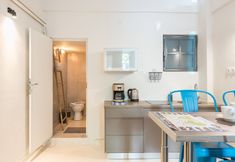 その他 6 Stylish and Spacious Koukaki Apartment  by Cloudkeys