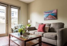 Others 4 Design District Apts Near Market Ctr by Frontdesk