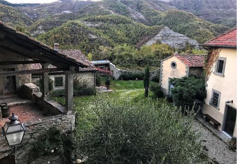 Khác Borgo di Serignana