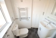 Others 7 Fantastic 4 Bedroom House In Bath With Garden