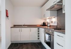 Others 3 Gorgeous Open Plan 1BR in Sheffield
