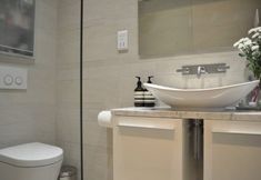 Others 3 Beautiful 2 Bedroom Flat in Prime Notting Hill Location