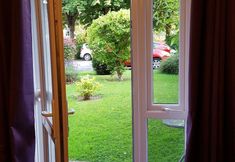 อื่นๆ 2 Elmbrook