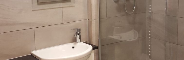 อื่นๆ Elmbrook