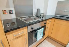 Others 5 2 Bed Apartment near Hydro and SEC