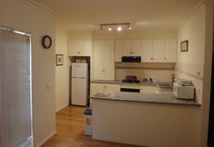 Others 3 Moonee Valley Views Apartments